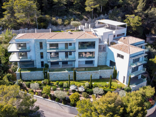 ÈZE - СОВРЕМЕННАЯ ВИЛЛА - ПАНОРАМНЫЙ ВИД НА МОРЕ