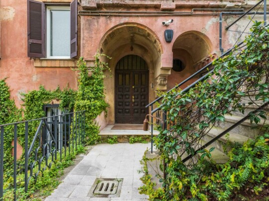 ROME - GIANICOLO - 2-BEDROOM VILLA