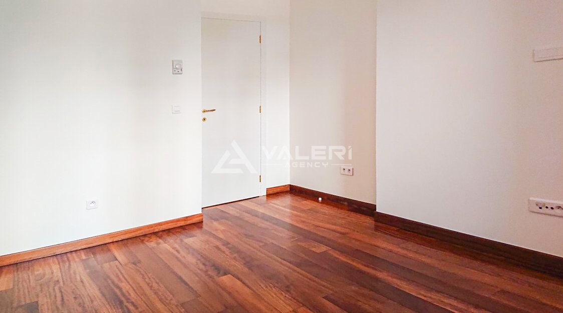 FONTVIEILLE - bright 1 bedroom flat in perfect condition