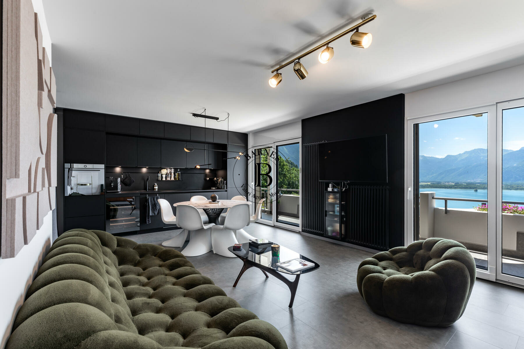 Продажа Montreux Квартира / 2 комнаты - 4/21