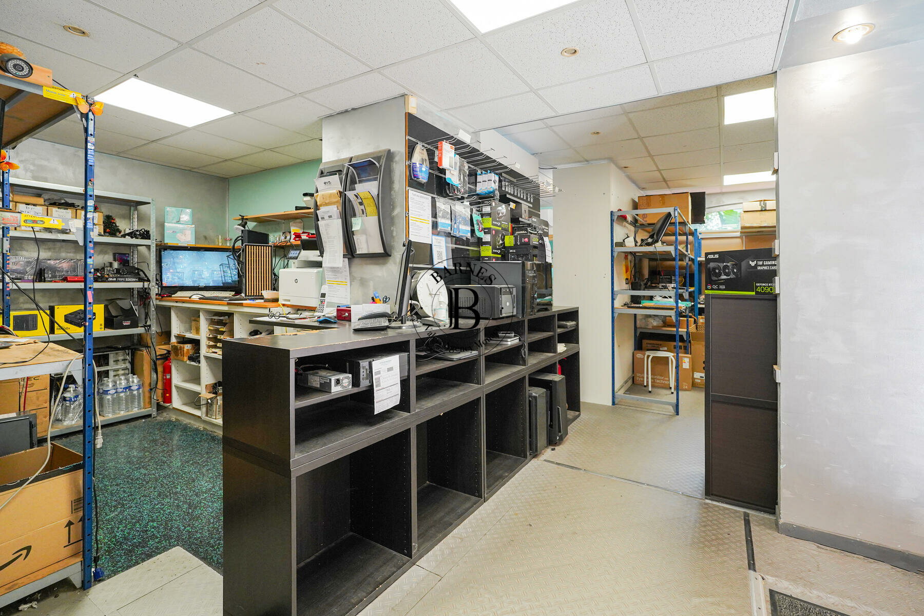 FONTVIEILLE - DIRITTO DI LOCAZIONE PER VENDERE - VETRINA - 2/8