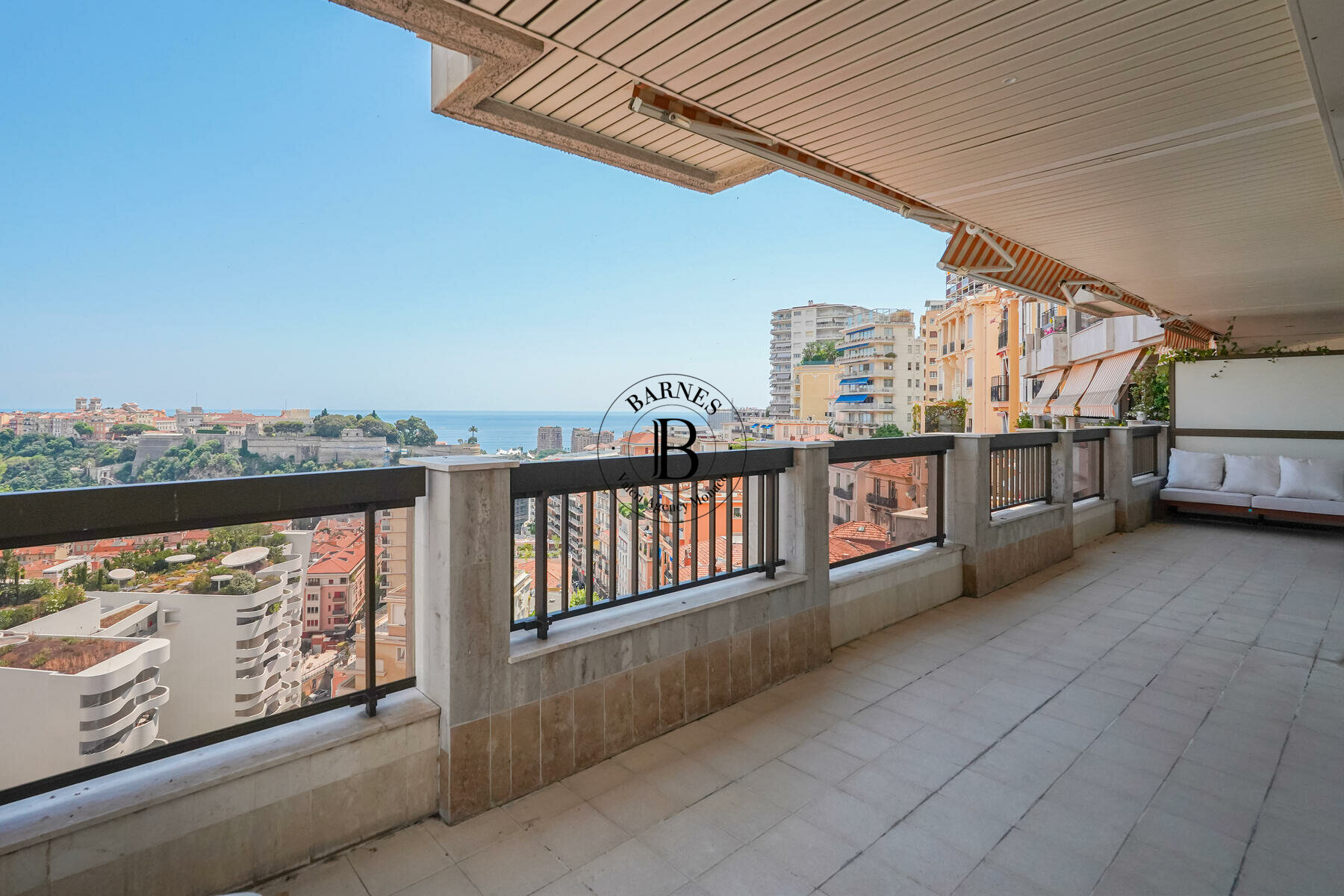 BEVERLY PALACE - 2-BEDROOM FLAT - SEA VIEW AND PALACE - 2/13
