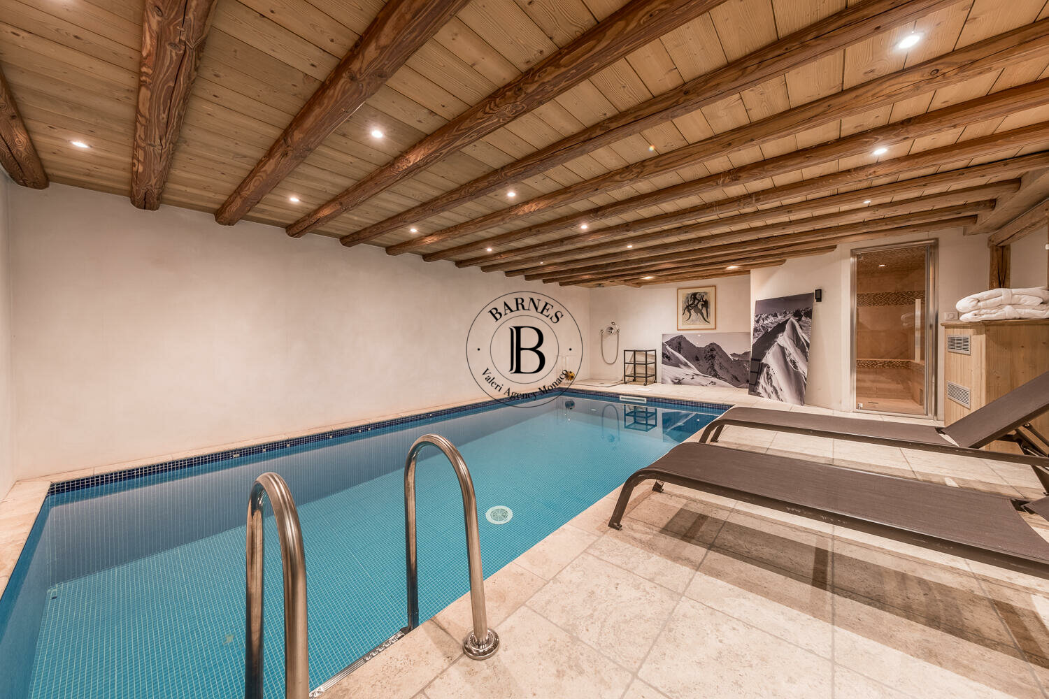 COURCHEVEL 1850 - CHALET CON PISCINA - 2/28