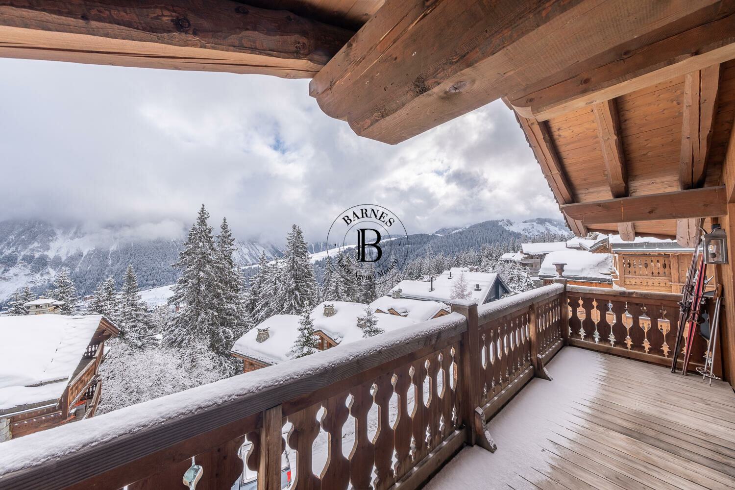 COURCHEVEL 1850 - CHALET CON PISCINA - 3/28