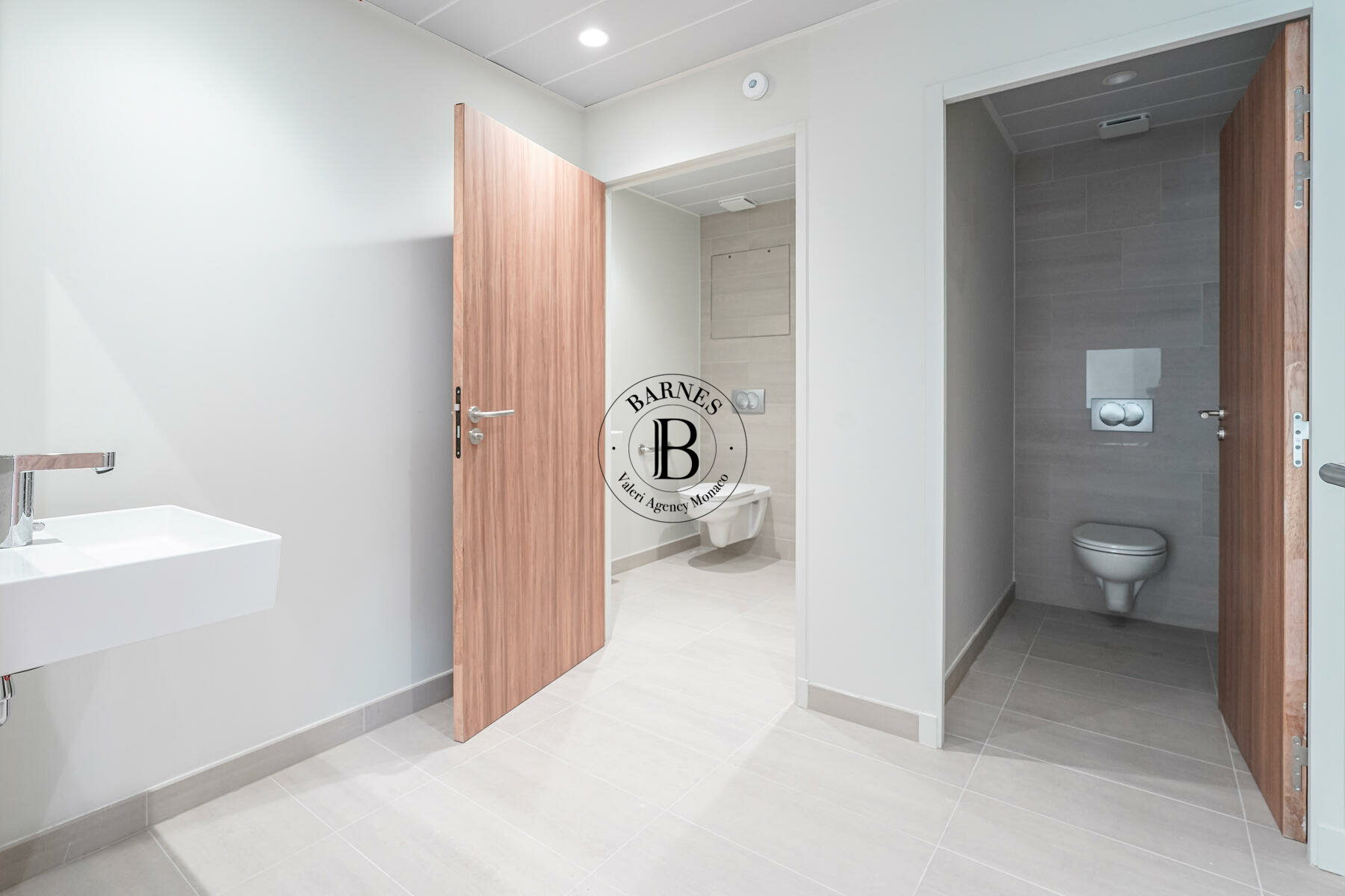 FONTVIEILLE - OFFICES - HIGH FLOORS - 4/5