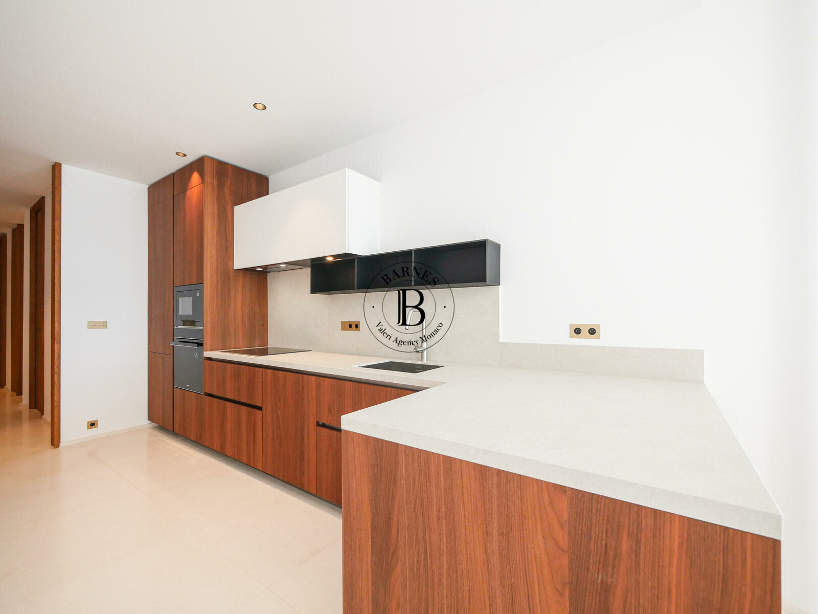 L'EXOTIQUE - LUXUEUX 3/4 PIECES - 4/13