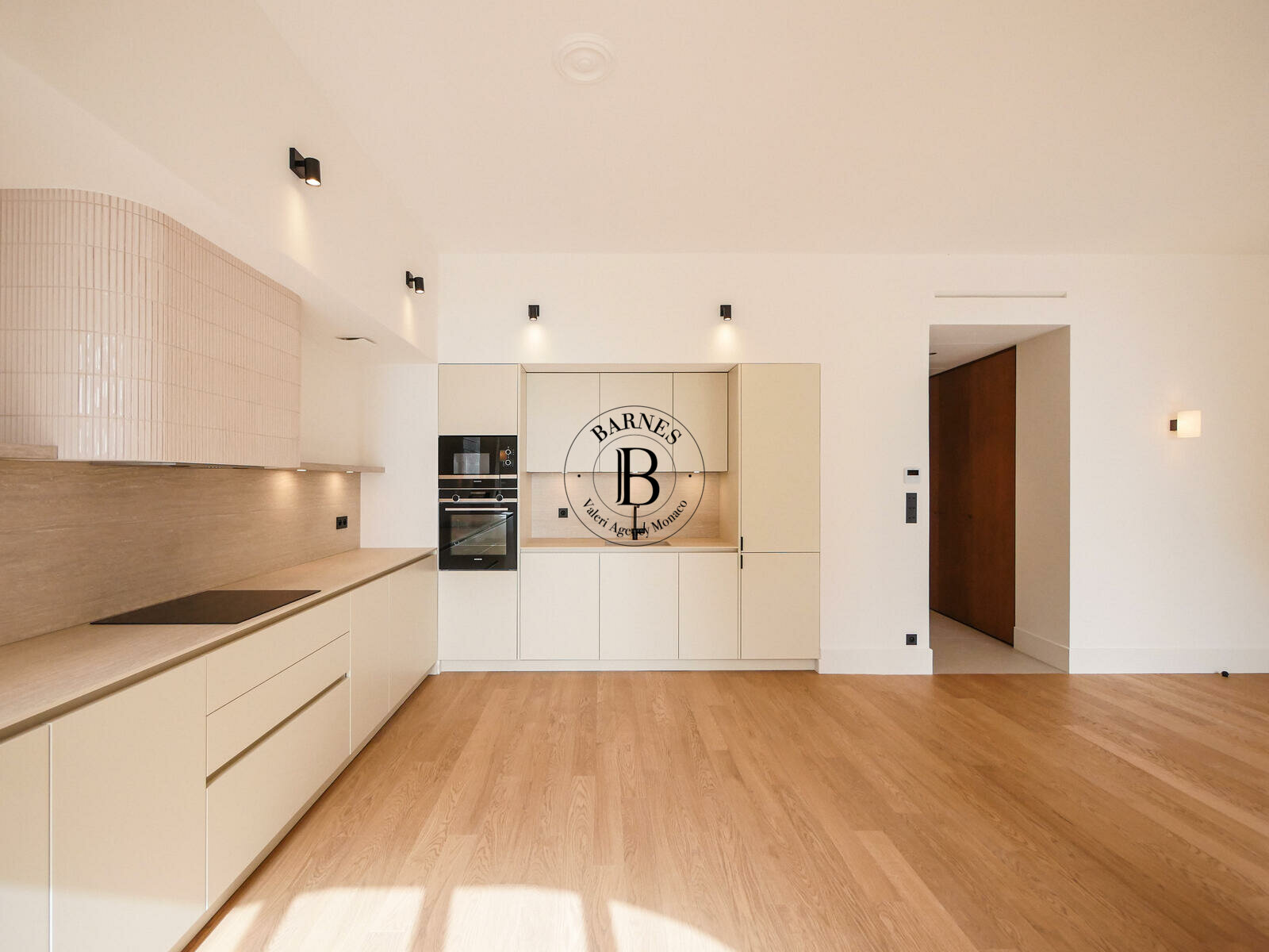 MONTE-CARLO - 3-BEDROOM FLAT RENOVATED - 3/17