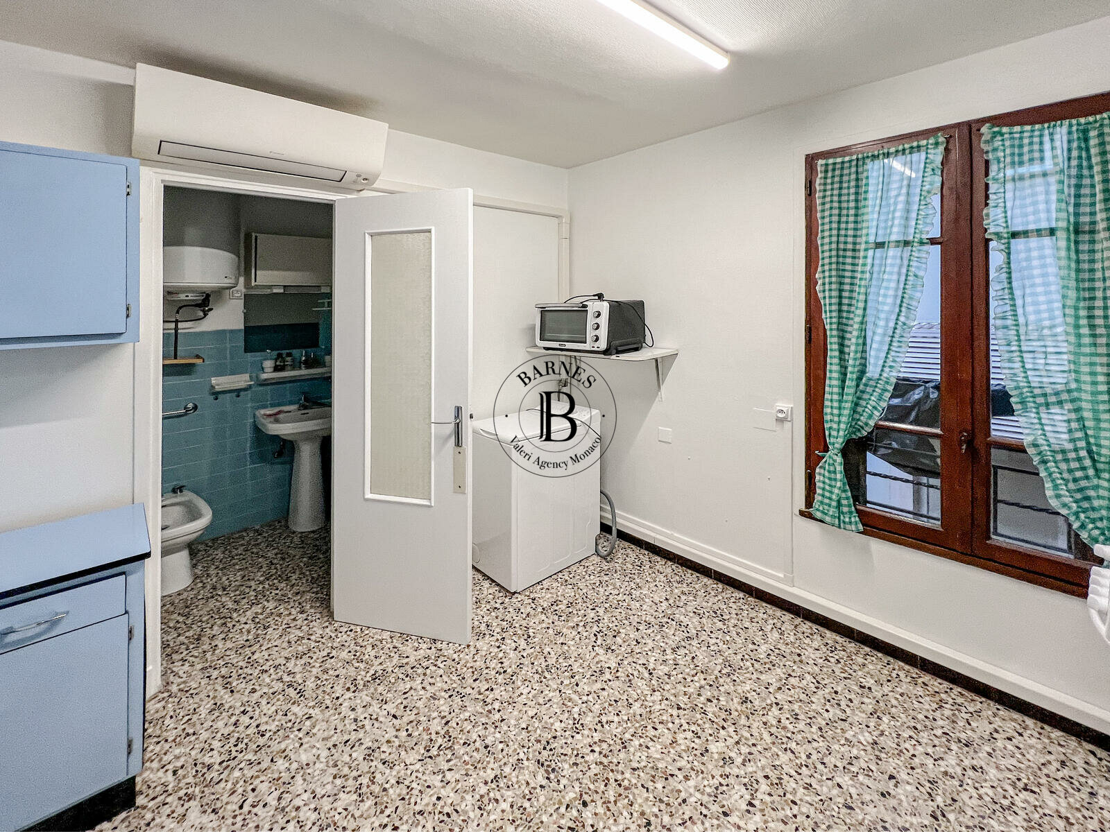 MONACO-VILLE - BILOCALE DA RISTRUTTURARE - LEGGE 1235 - 4/6