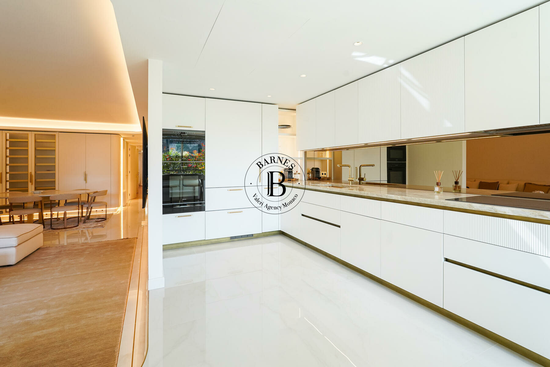 FONTVIEILLE PORT - LUXURIOUS 3-BEDROOM FLAT - 3/16