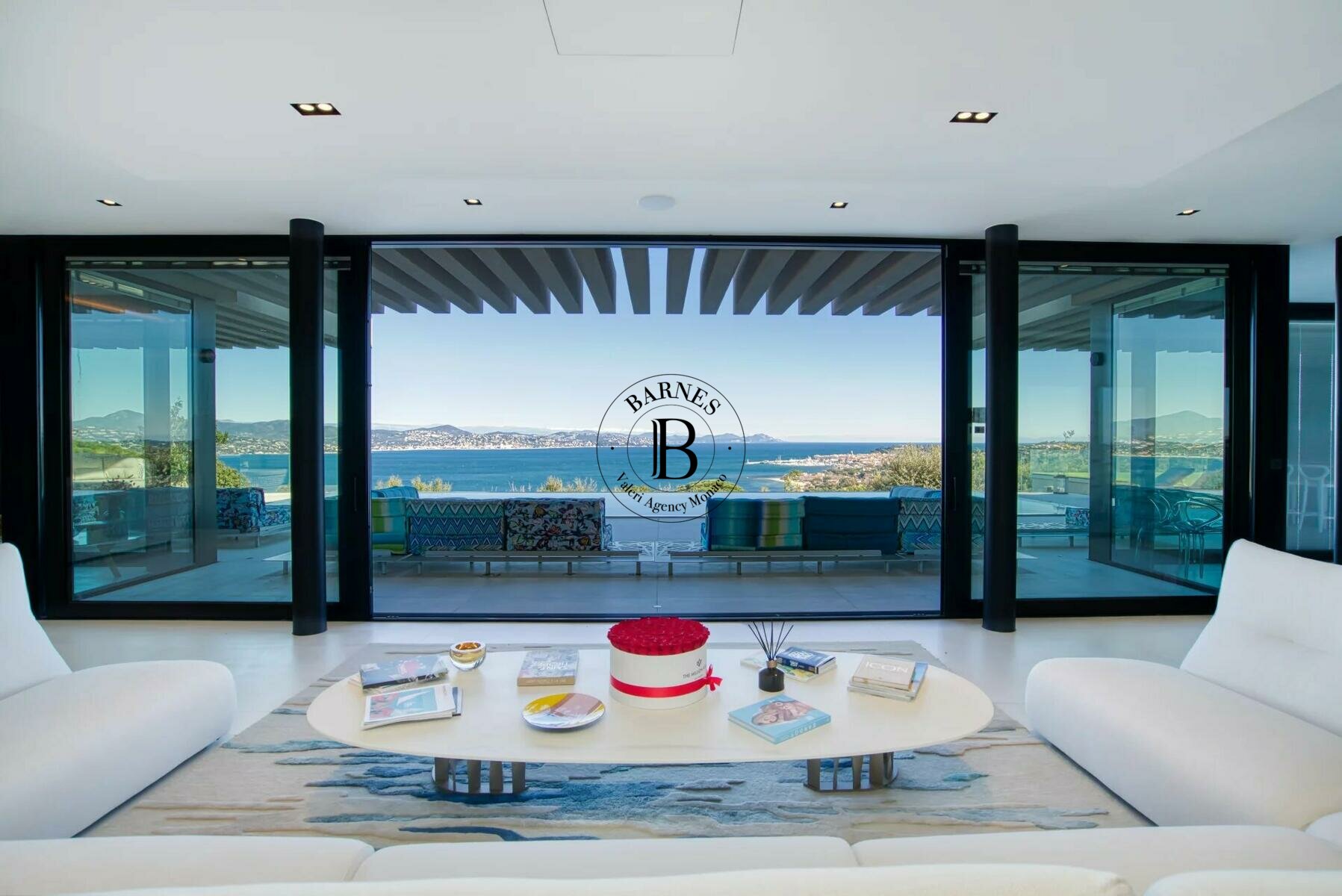 GULF OF SAINT-TROPEZ - PRIVATE DOMAIN - SEA VIEW - 3/4