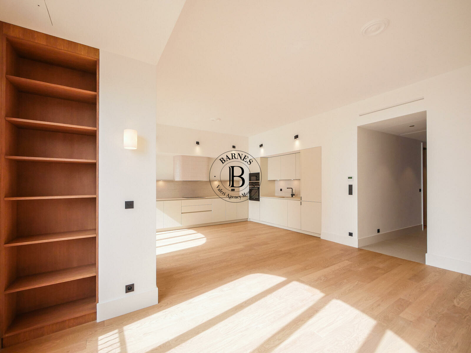 MONTE-CARLO - 3-BEDROOM FLAT RENOVATED - 4/17