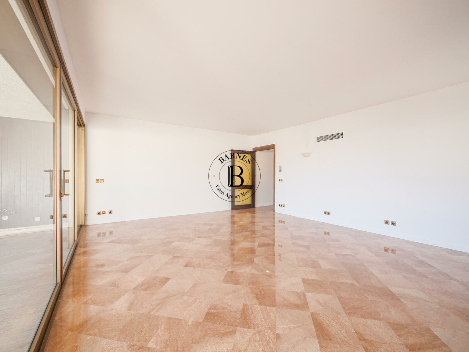 MIRABEAU - CARRE D'OR - 2-BEDROOM FLAT - 3/16