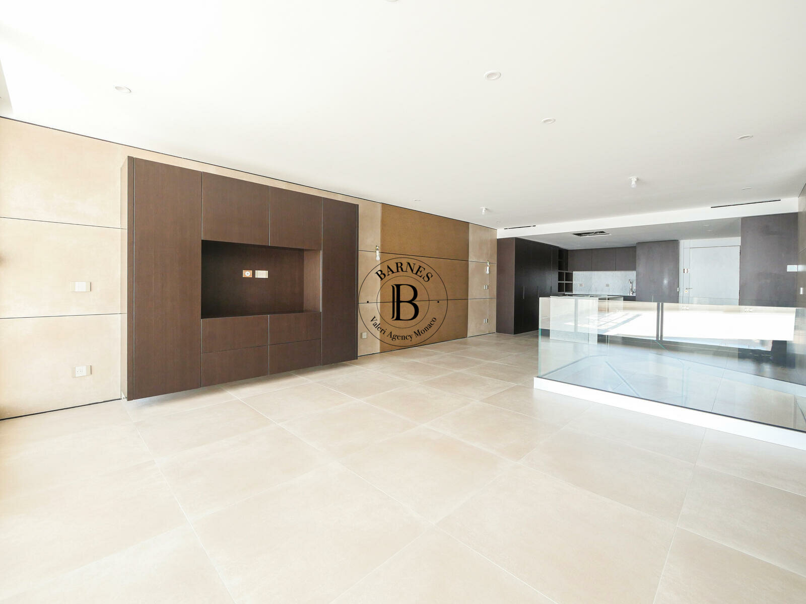 MONTE CARLO STAR - LUXURY 2 BEDROOM DUPLEX - 3/15