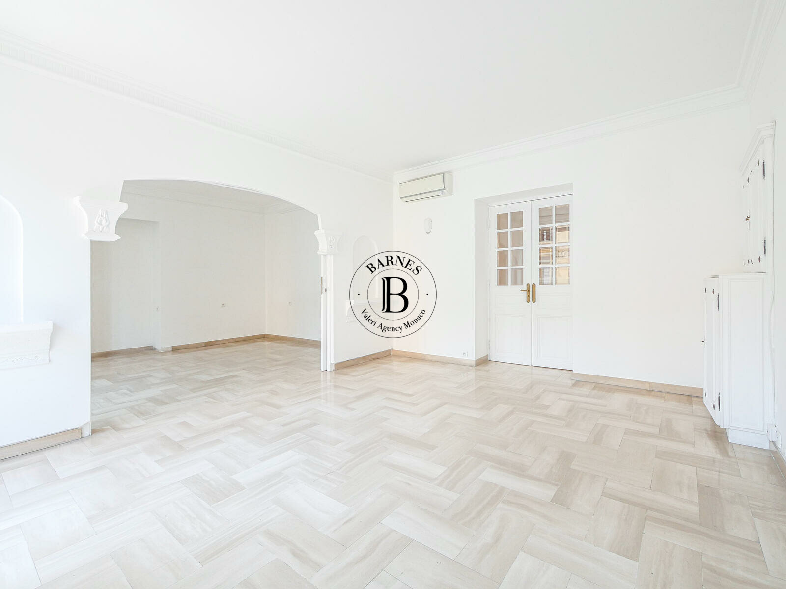 RUE GRIMALDI - 3-BEDROOM FLAT TO RENOVATE - 3/11