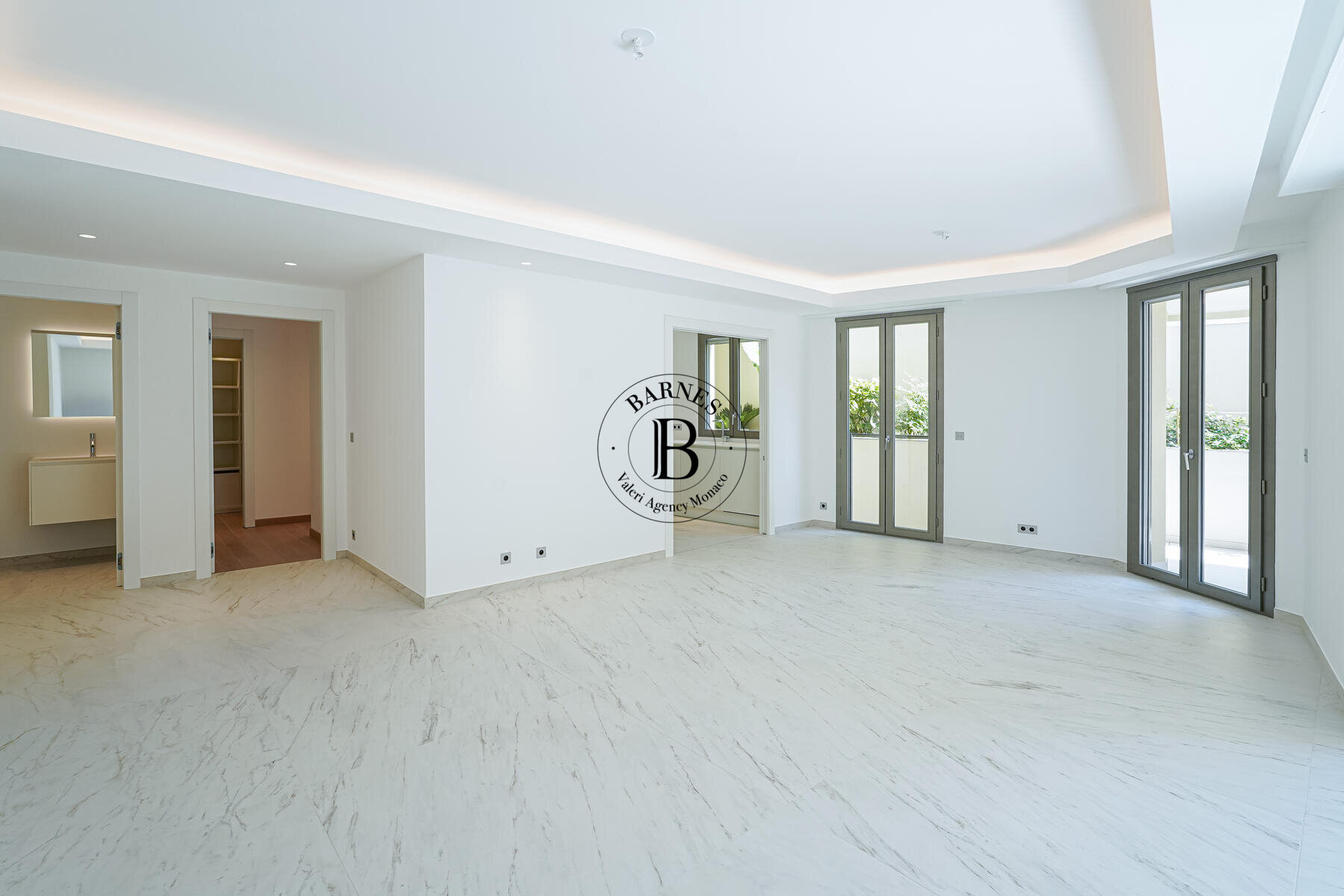 NEW - VILLA ARIANE - КВАРТИРА С ЧАСТНЫМ ЛИФТОМ - 2/14