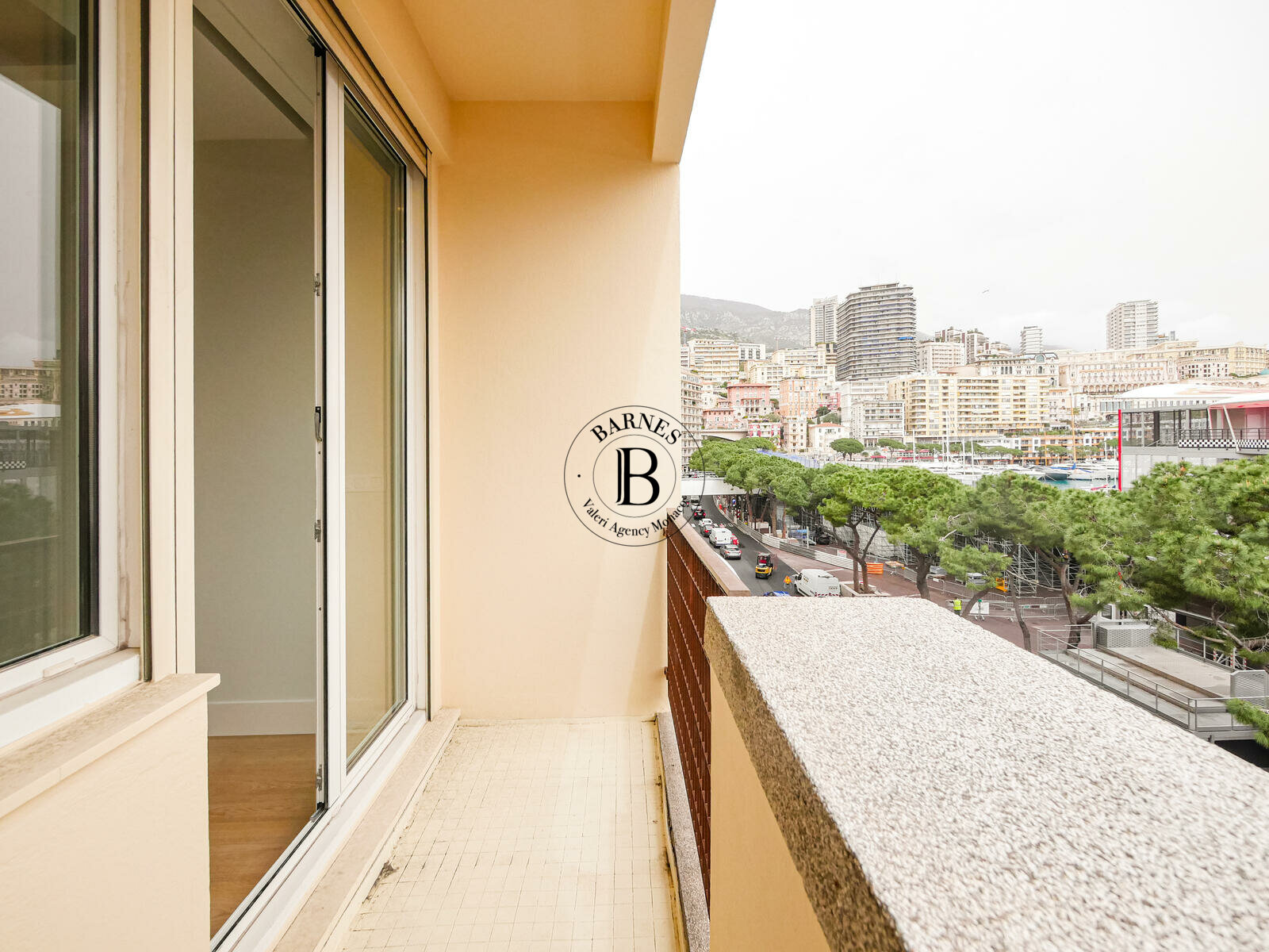 MONACO PORT - RENOVATED 1-BEDROOM FLAT - SEA VIEW - 2/13