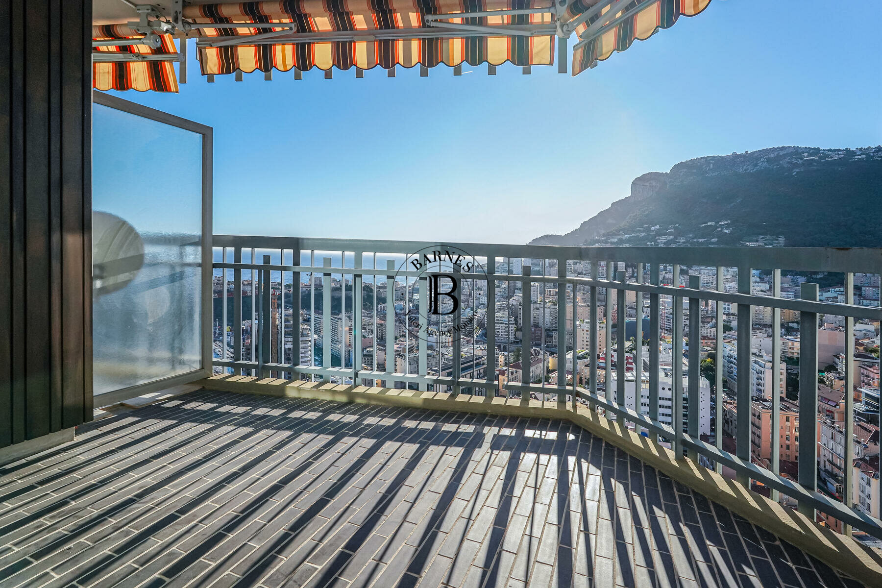 MILLEFIORI - BILOCALE - VISTA PANORAMICA SUL MARE E MONACO - 4/13