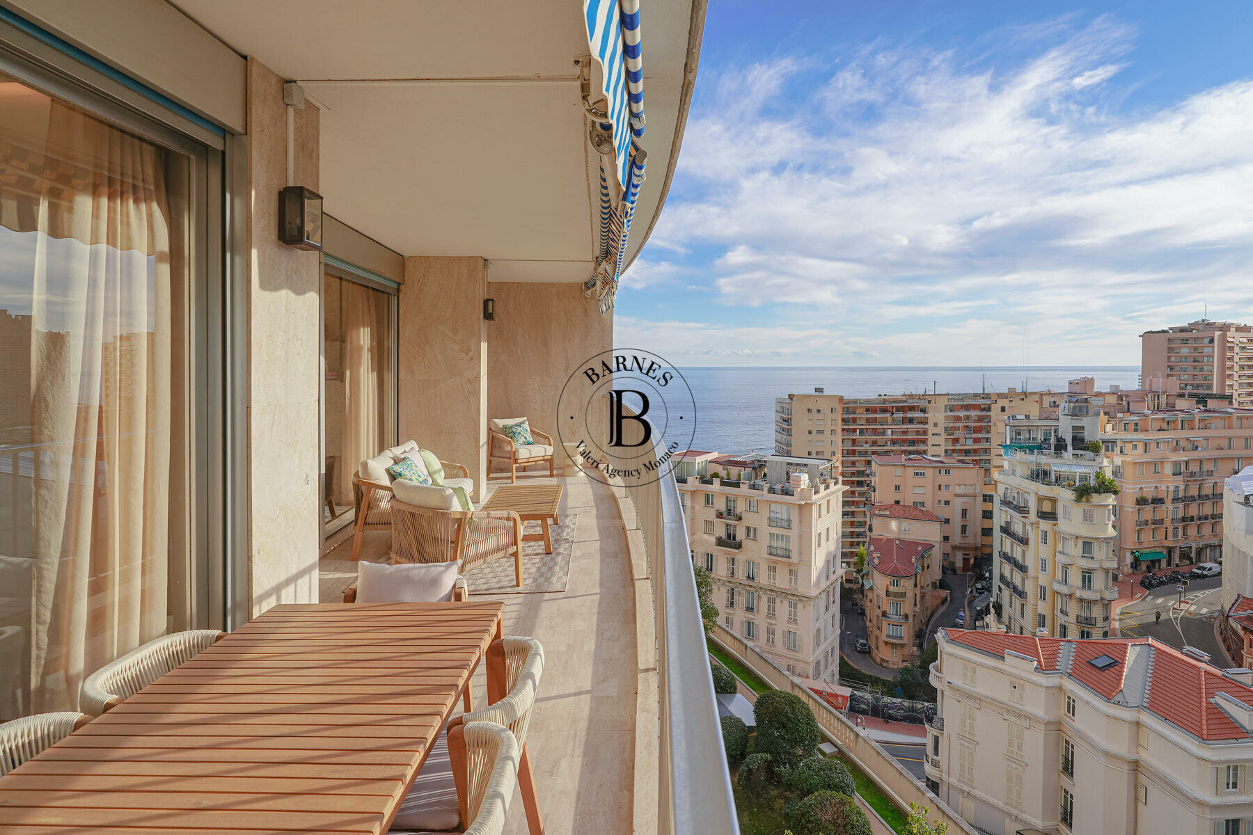 CHÂTEAU PÉRIGORD I - LUSSUOSO QUADRILOCALE ARREDATO - 2/26