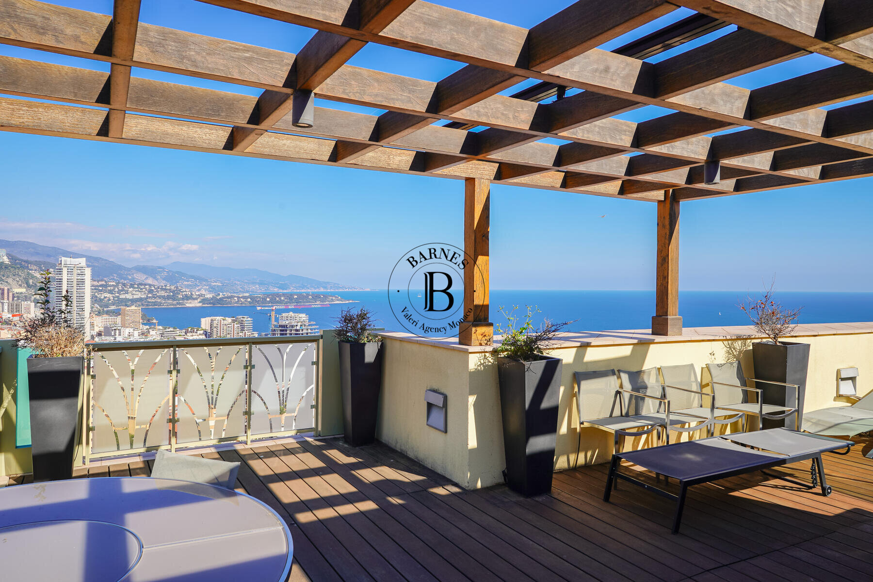 JARDIN EXOTIQUE - 3 PIÈCES - ROOFTOP AVEC PISCINE - 2/17