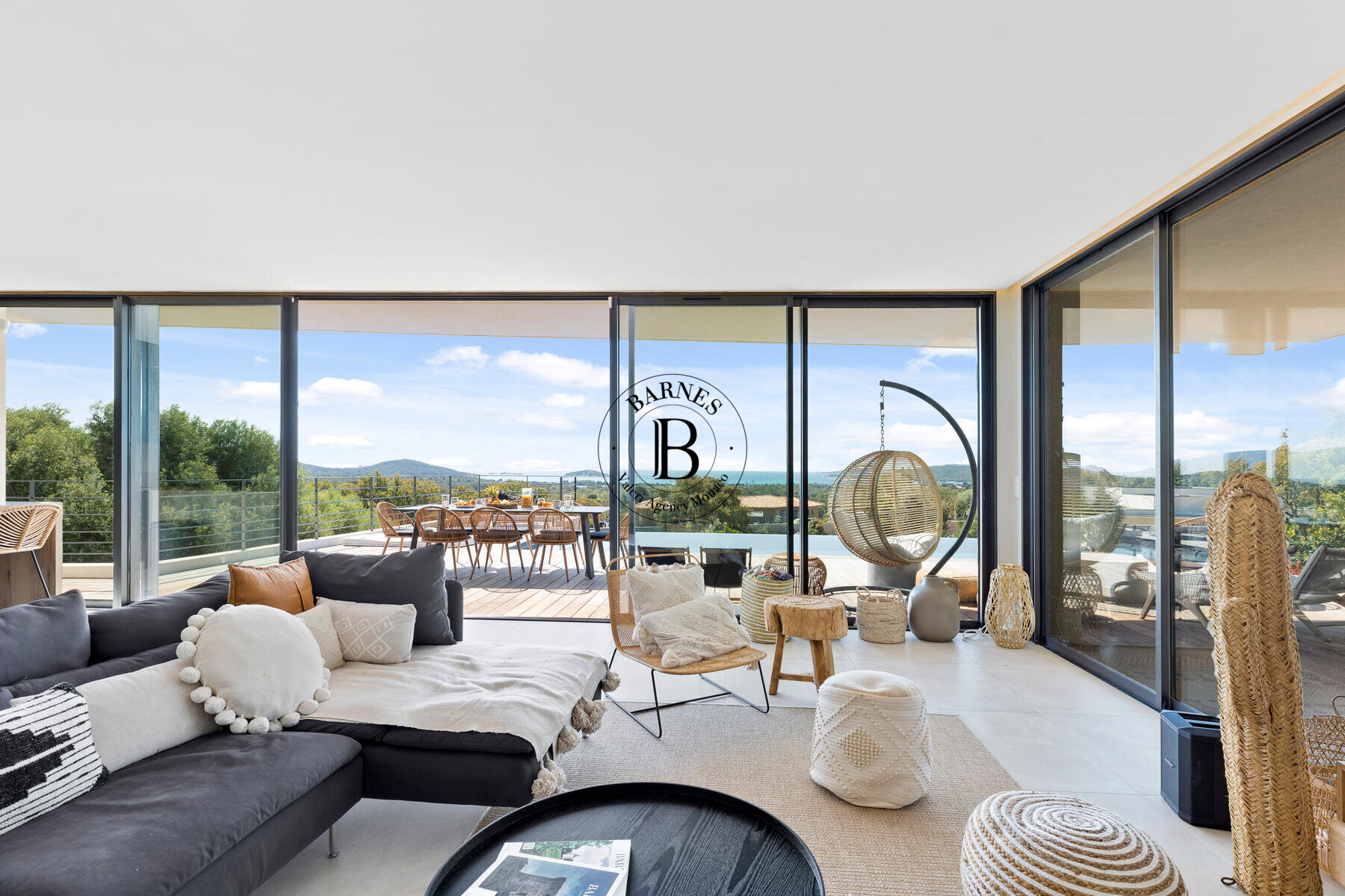 CORSICA - VILLA CON PISCINA E VISTA SUL MARE - LECCI - 3/13