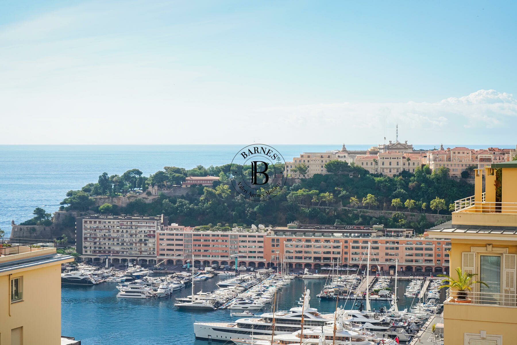 MONTE-CARLO - CENTER - 2-BEDROOM FLAT - SEA VIEW - 3/13