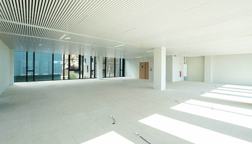 FONTVIEILLE - OFFICES - HIGH FLOORS - 2/5