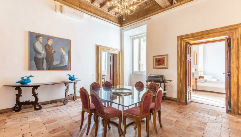 ROME PIAZZA NAVONA - 4-BEDROOM FLAT - 3/13