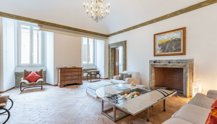 ROME PIAZZA NAVONA - 4-BEDROOM FLAT - 2/13