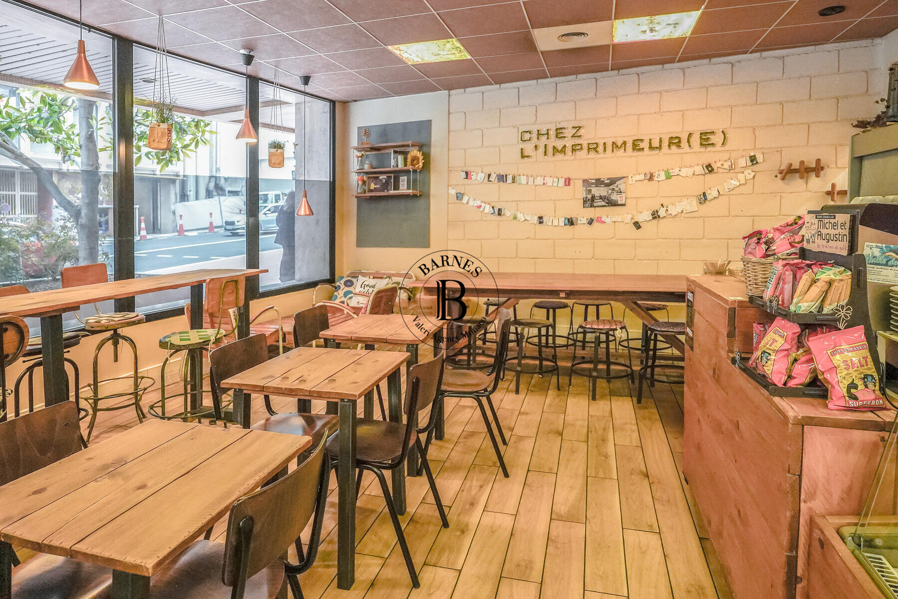 FONTVIEILLE - DROIT AU BAIL - EMPLACEMENT STRATÉGIQUE - 4/7